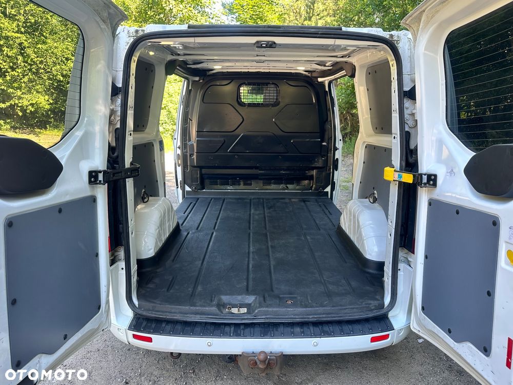 Ford Transit Custom - 19