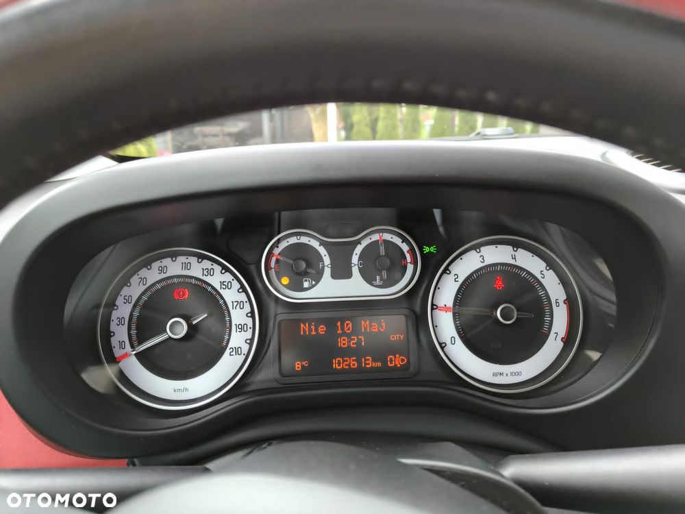 Fiat 500L 1.4 16V Opening Edition - 9