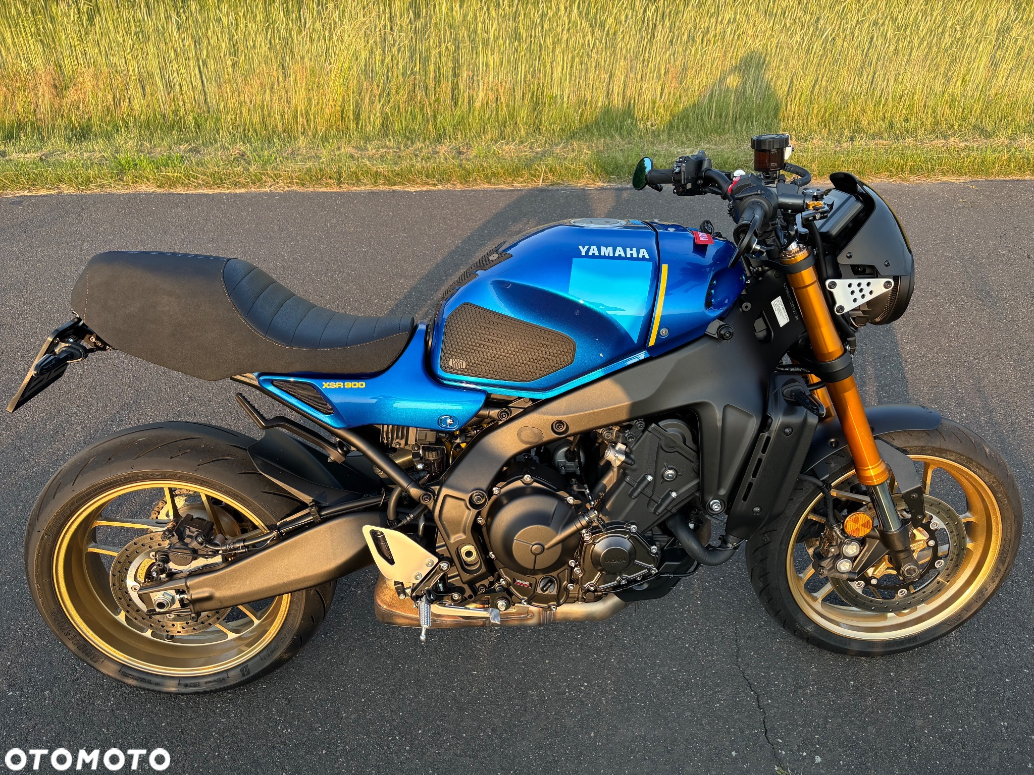 Yamaha XSR - 12