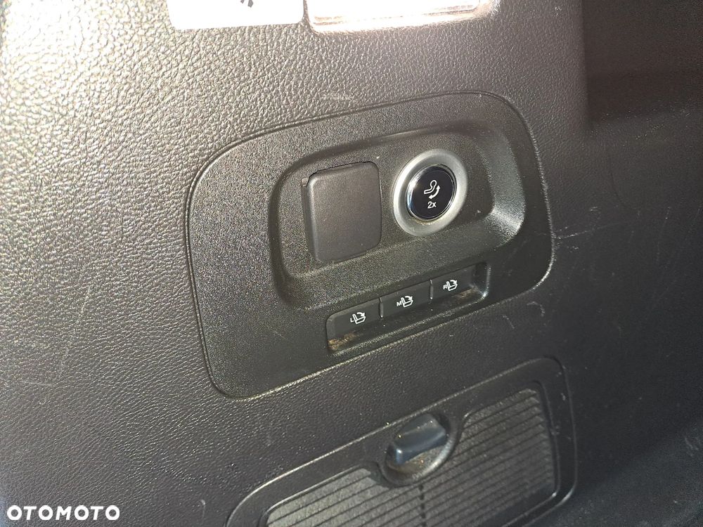 Ford S-Max 2.0 EcoBlue Titanium - 20