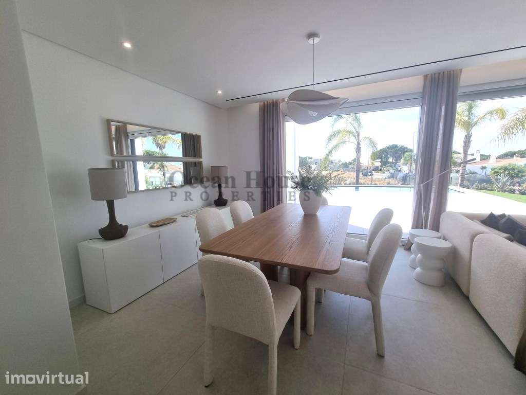 Moradia moderna T3 com piscina privada em Vilamoura - Grande imagem: 5/36