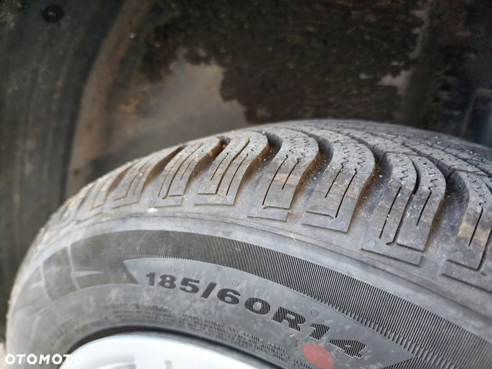 Skoda Fabia 1.2 HTP Ambiente - 18