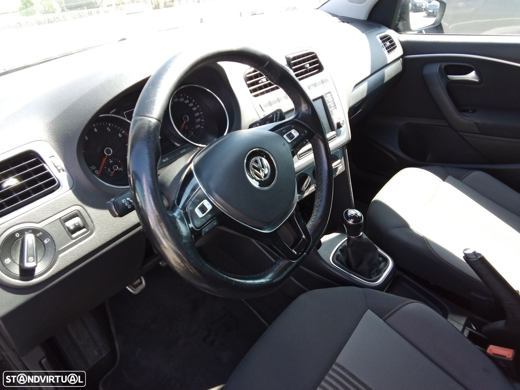 VW Polo 1.2 TSI Blue Motion Allstar - 14