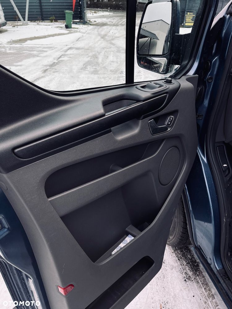 Ford Transit Custom - 19