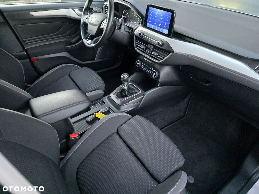 Ford Focus - 16