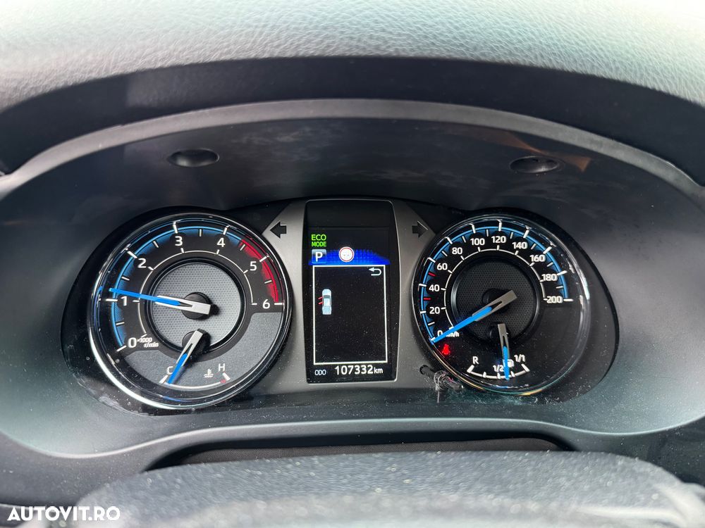 Toyota Hilux 2.8D 204CP 4x4 Double Cab AT Invincible - 10