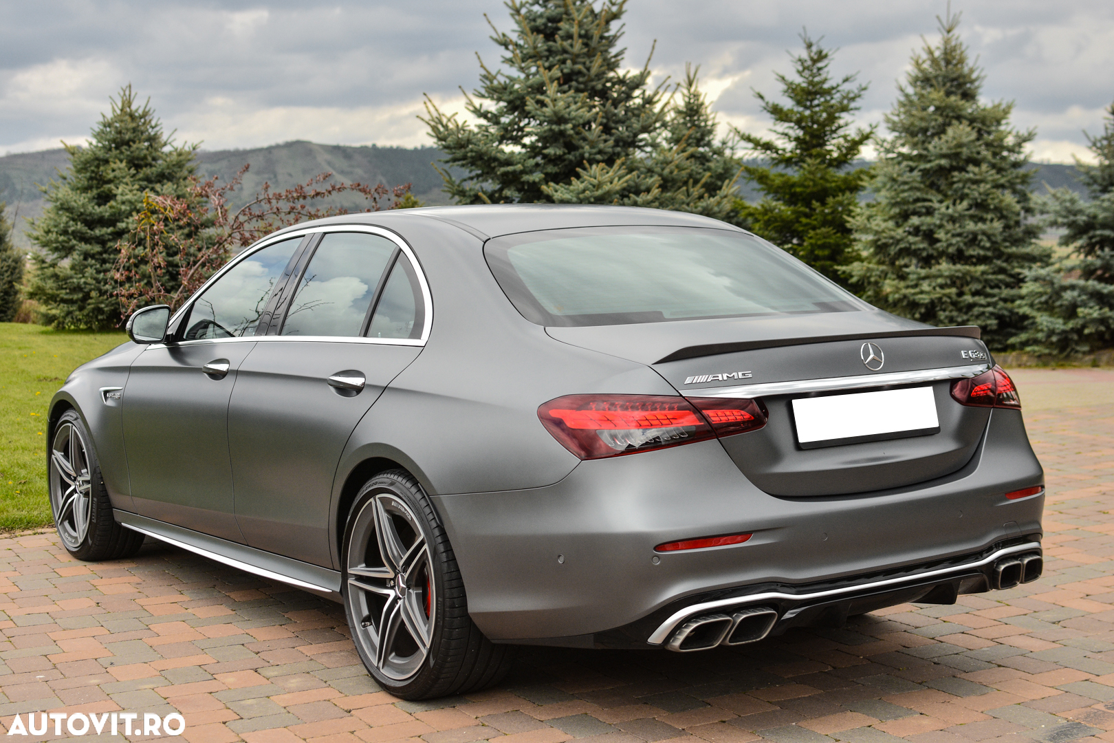 Mercedes-Benz E AMG 63 S 4Matic+ AMG Speedshift MCT-9G - 3
