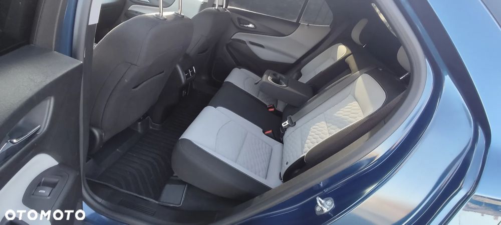 Chevrolet Equinox - 35