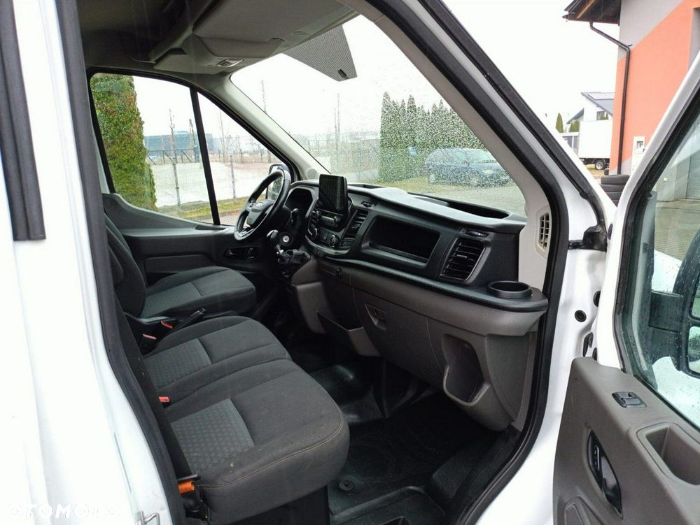 Ford Transit - 16