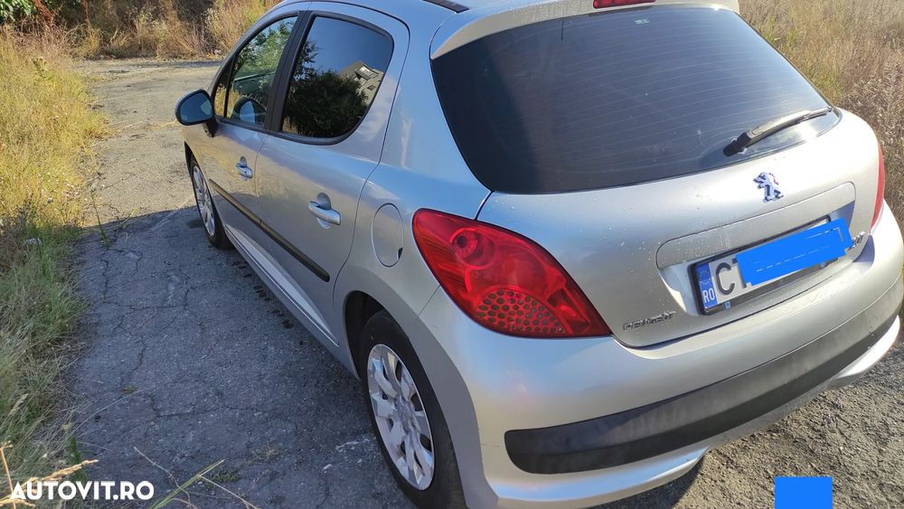 Peugeot 207 1.4HDI Premium - 5