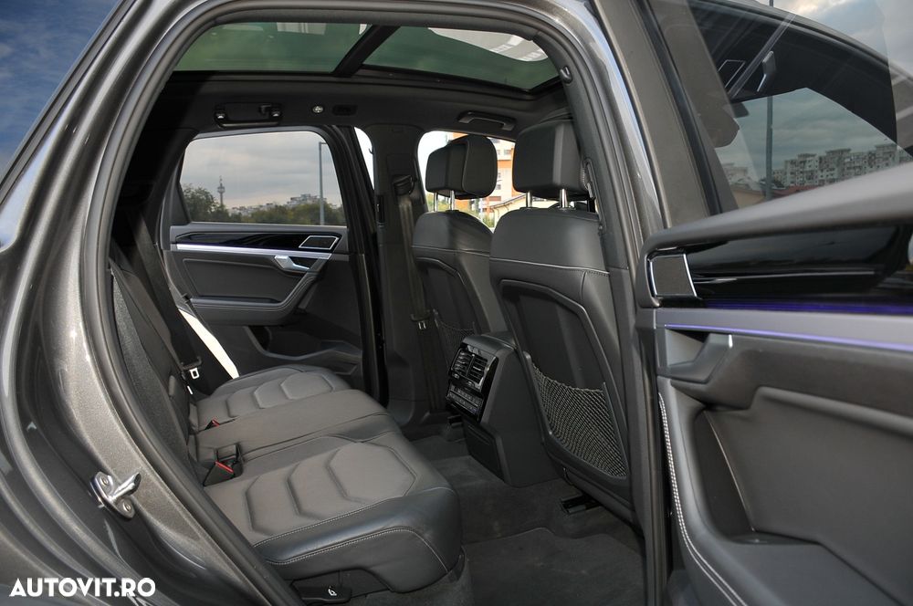 Volkswagen Touareg - 7