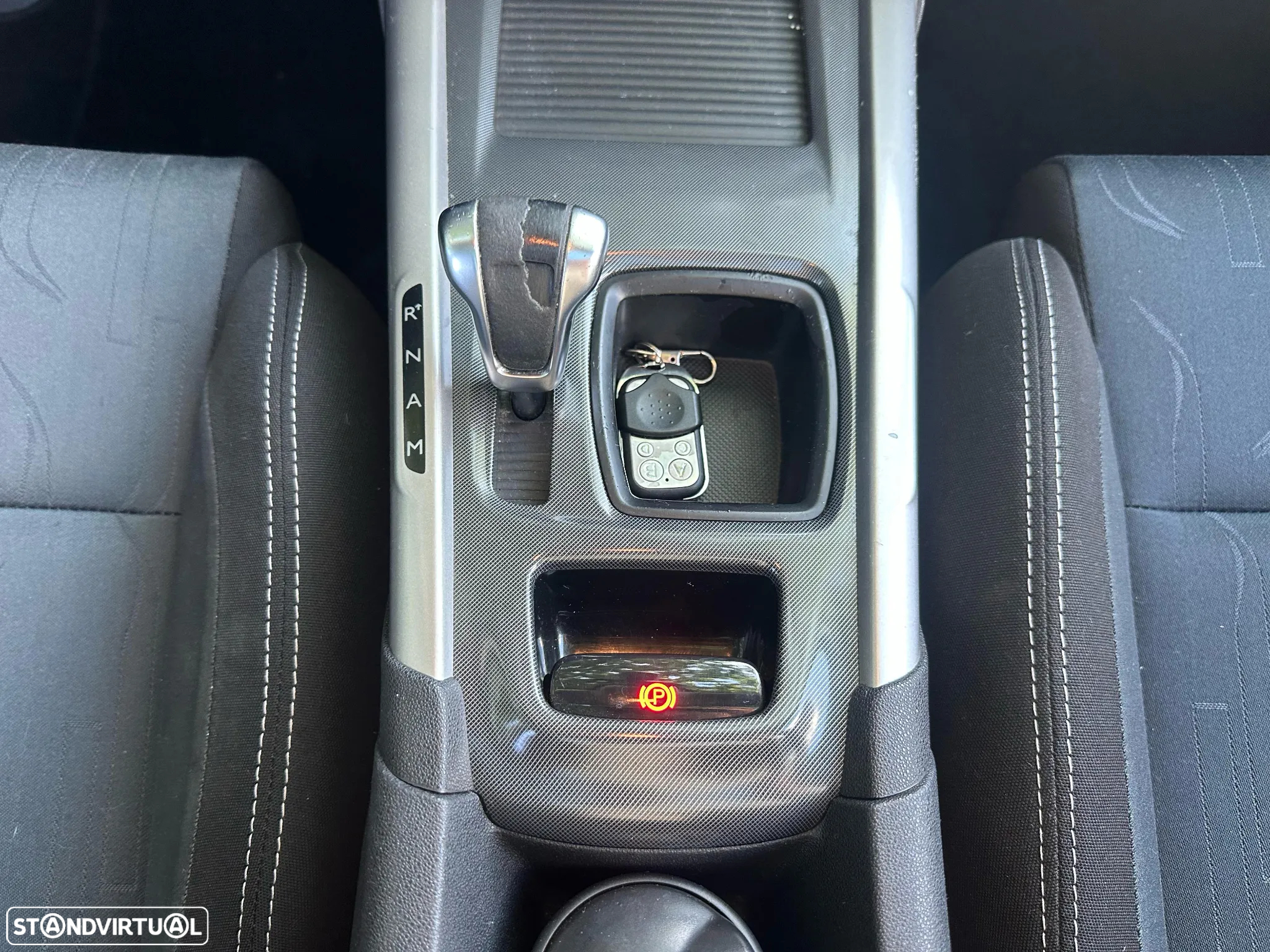 Citroën C4 1.6 e-HDi Exclusive J17 CMP6 - 22