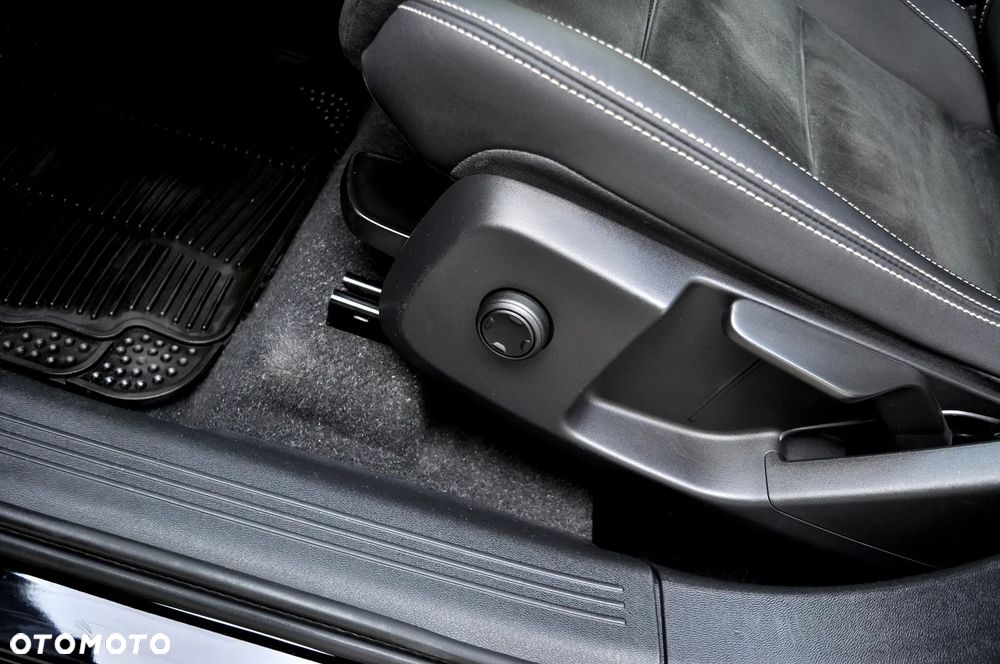 Volvo XC 40 B3 B DKG Core - 41
