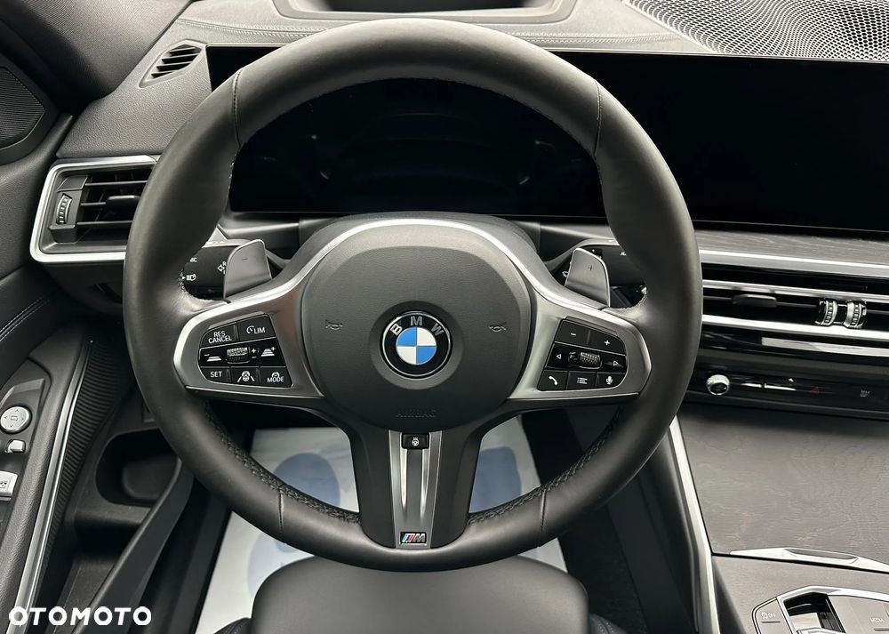 BMW Seria 3 320d xDrive M Sport Shadow - 30