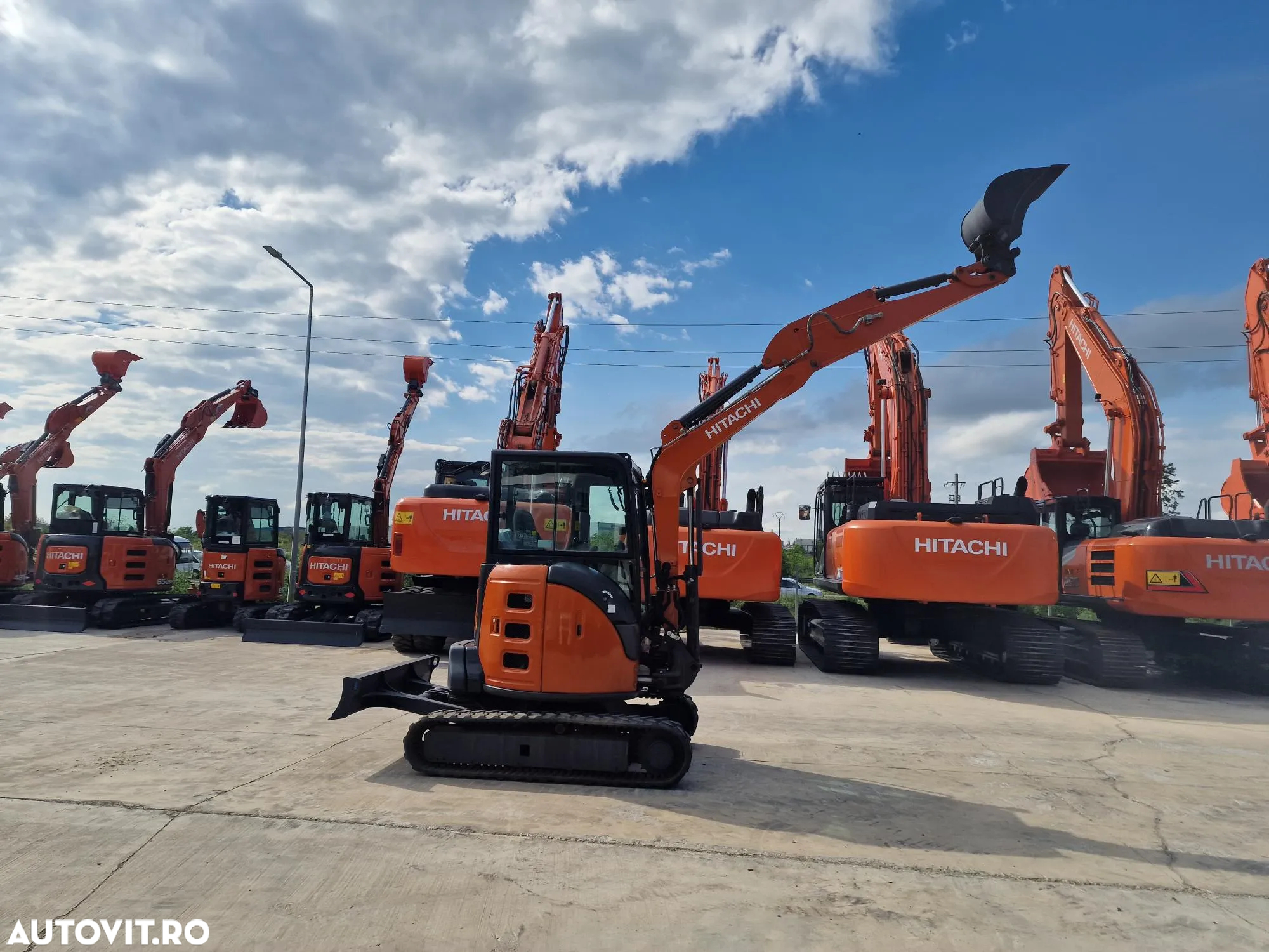 Hitachi ZX38, 2021, 1.376h, CUPLA RAPIDA+3 CUPE, 3,9tone, Ad sapare 4m, Inst picon, Aer conditionat, Senile 80% ok, produs in JAPONIA, posibilitate leasing 4 ani-PROMOTIE 36.900 EUR+Tva - 29