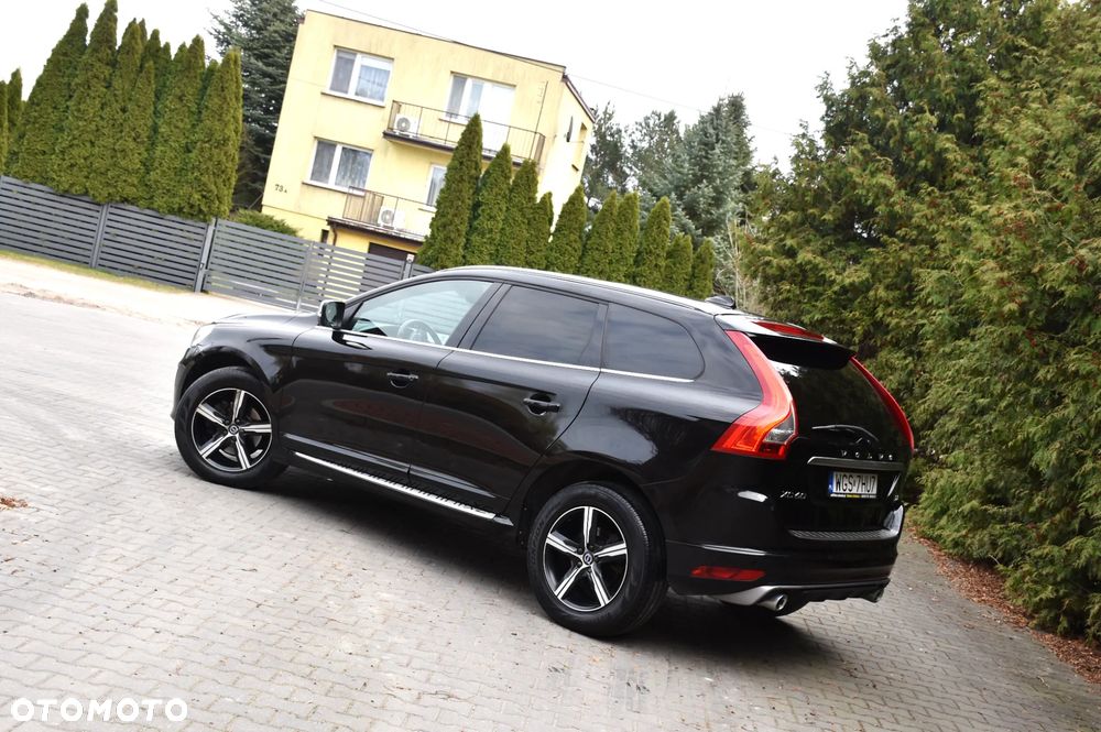 Volvo XC 60 D3 Drive-E R-Design Momentum - 27