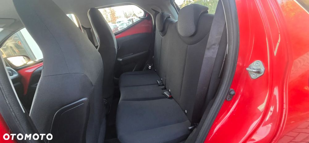 Toyota Aygo x-trend - 28