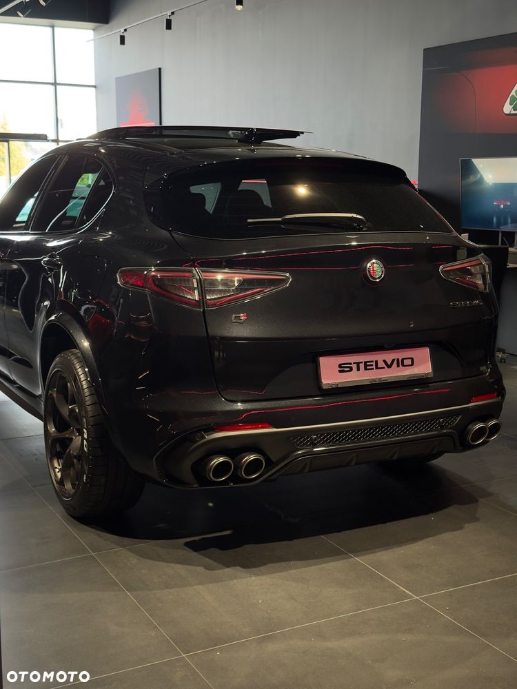 Alfa Romeo Stelvio 2.9 Bi Turbo V6 Quadrifoglio Q4 - 9