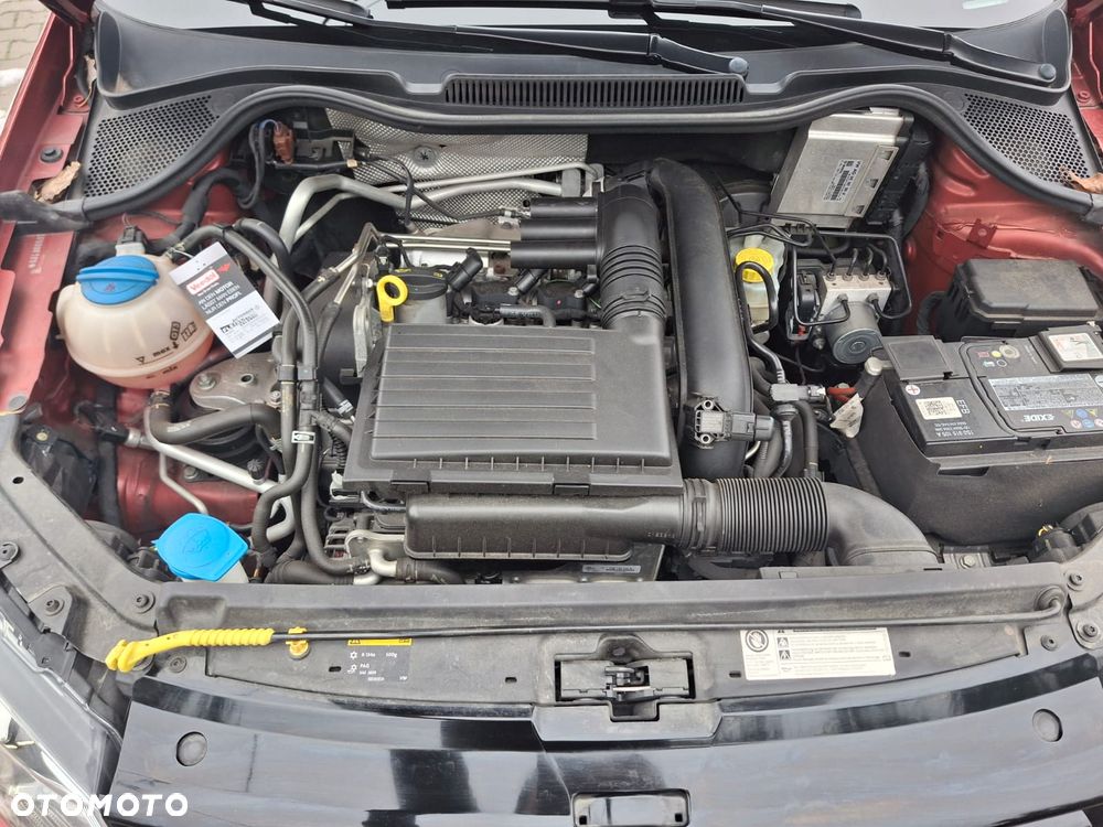 Volkswagen Polo 1.2 TSI (Blue Motion Technology) Cross - 28