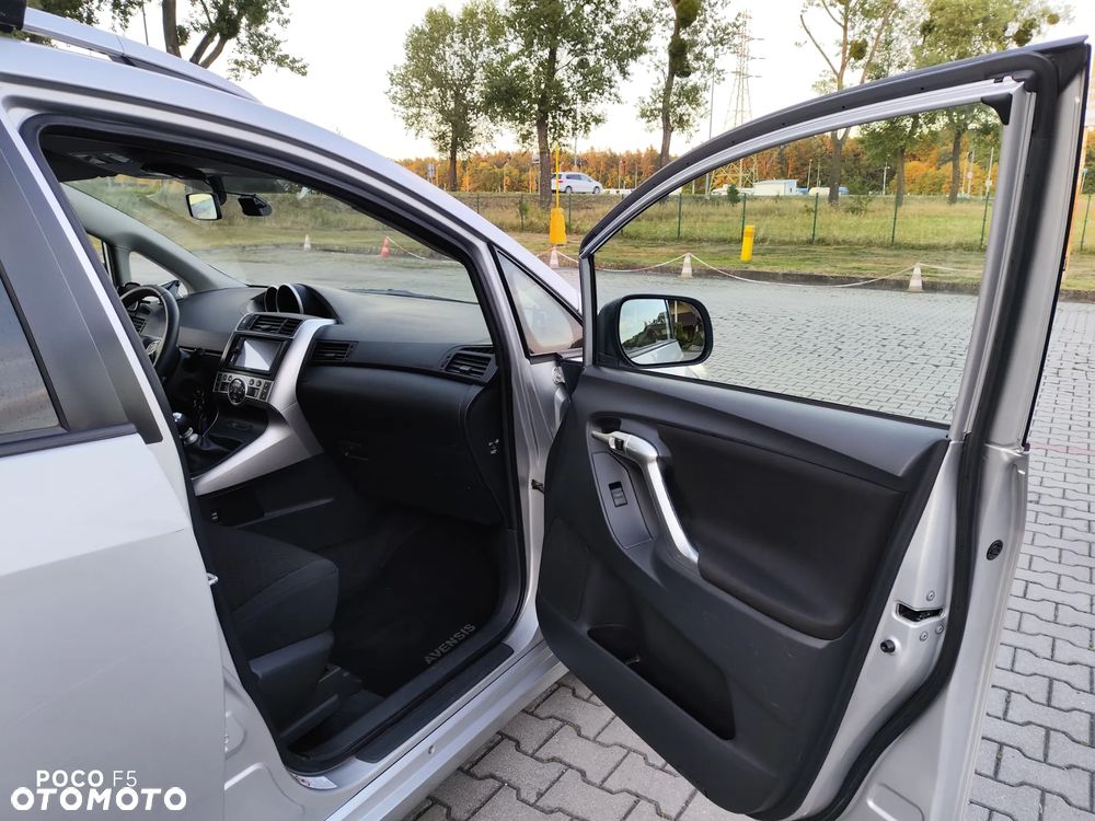 Toyota Verso 1.8 Sol plus 7os - 19