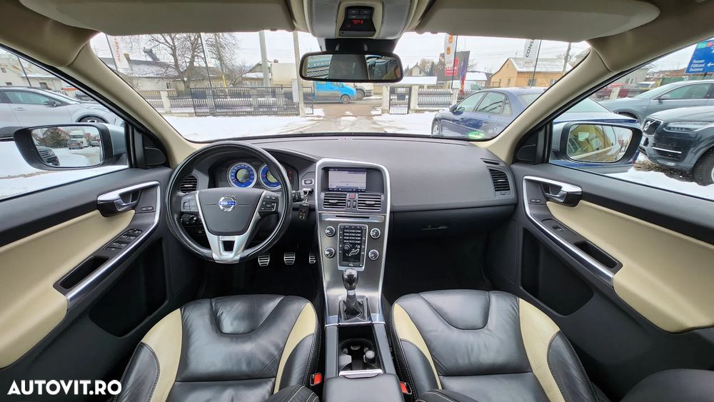 Volvo XC 60 D4 RDesign - 16