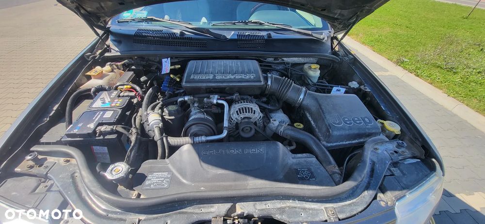 Jeep Grand Cherokee - 13