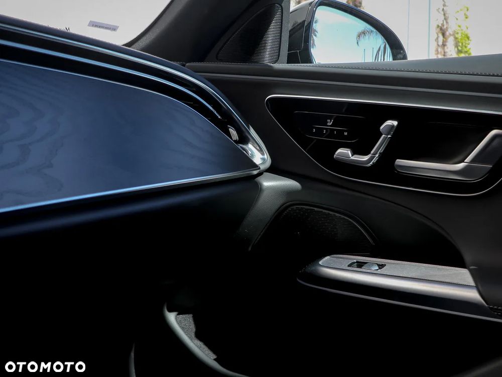 Mercedes-Benz Klasa E 220 d mHEV AMG 9G-Tronic - 20
