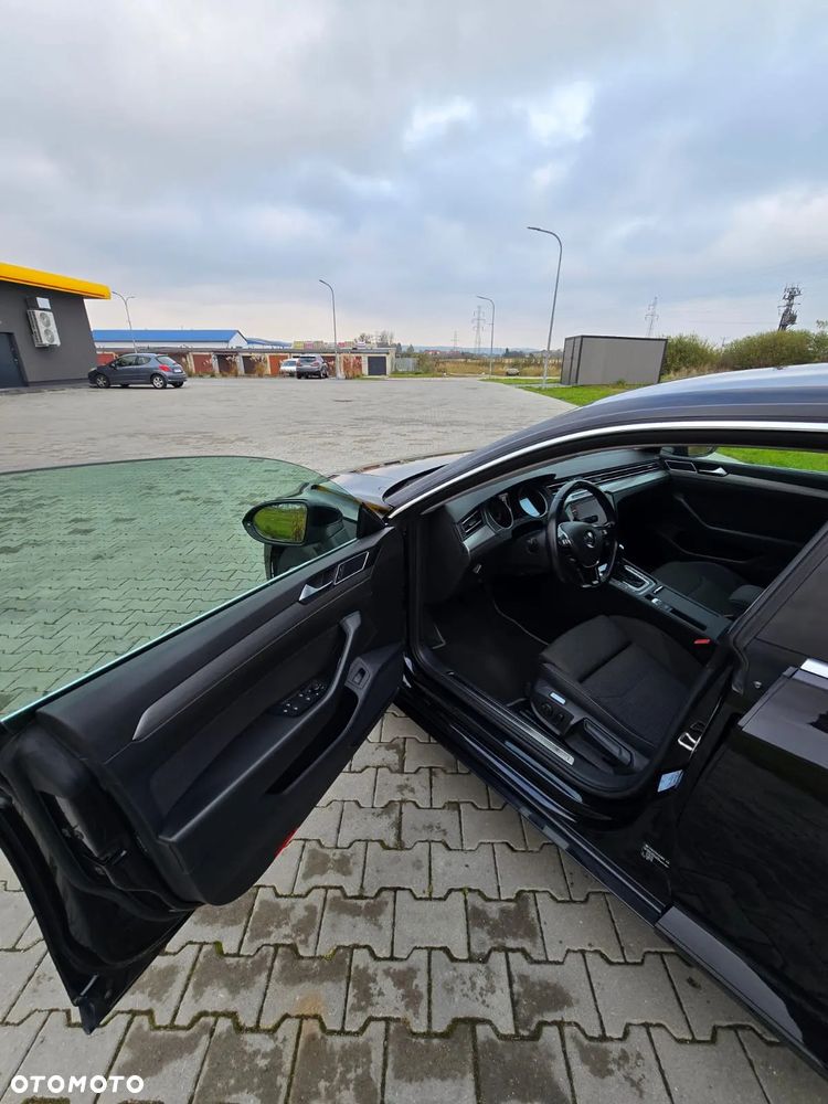 Volkswagen Arteon 2.0 TDI SCR Essence DSG - 9