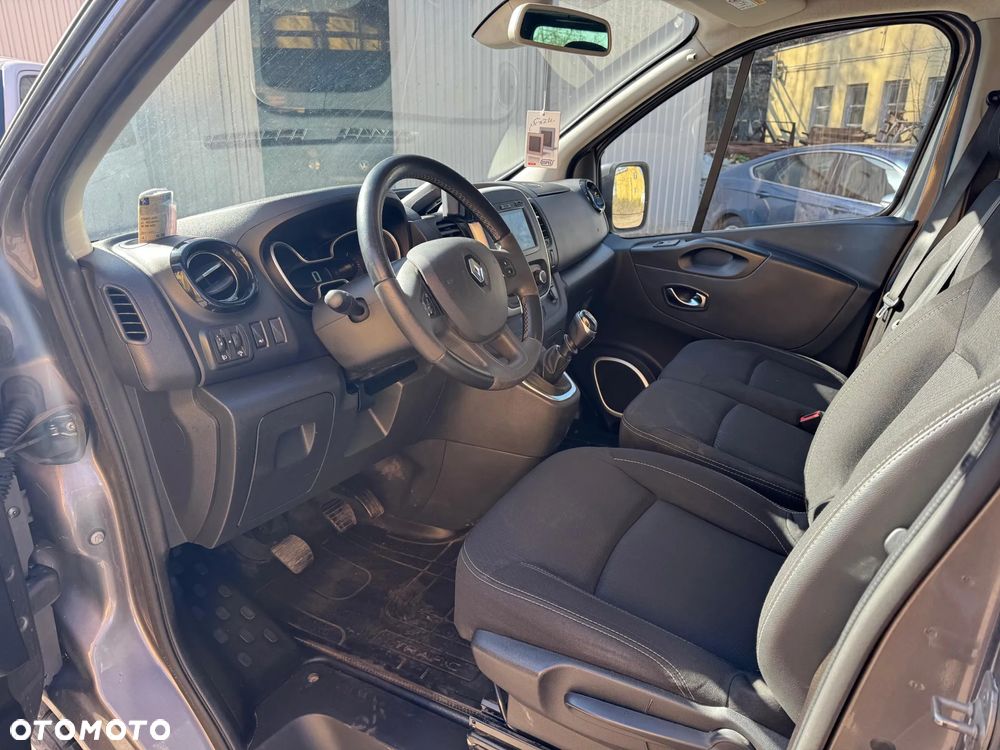 Renault Trafic 2.0 dCi - 7