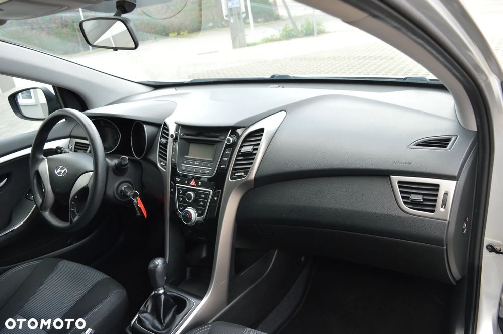 Hyundai i30 1.4 Trend - 31