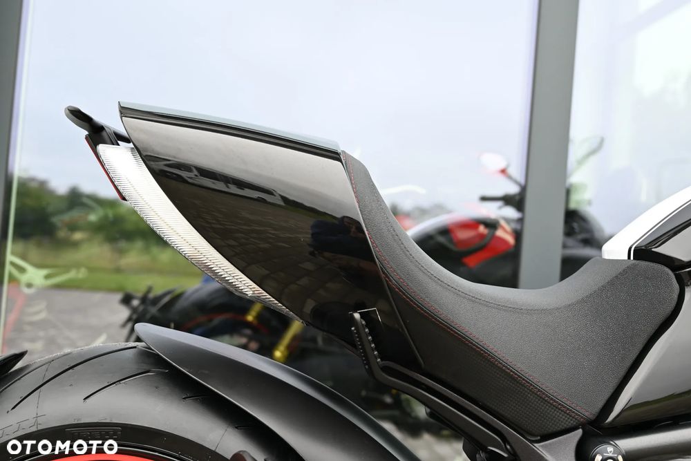 Ducati Diavel - 25