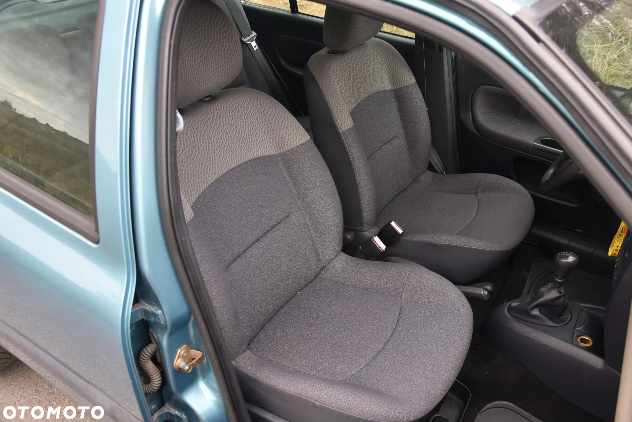 Renault Clio 1.2 16V 75 Collection - 13