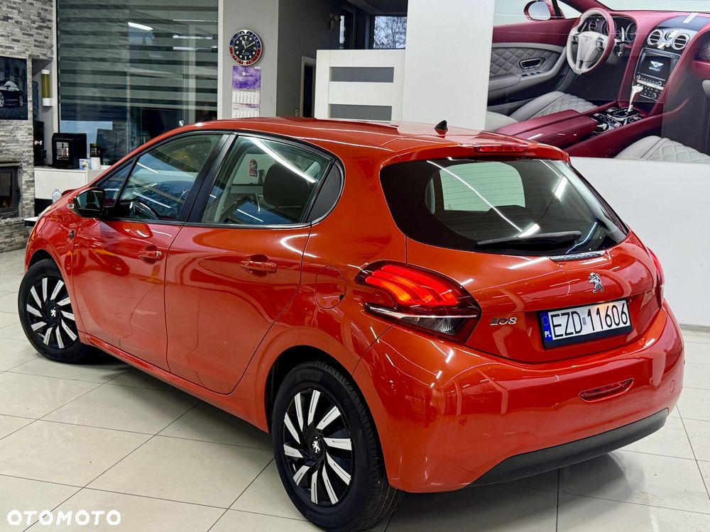 Peugeot 208 82 VTI Style - 12