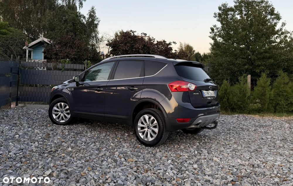 Ford Kuga 2.0 TDCi 4x4 Titanium - 22