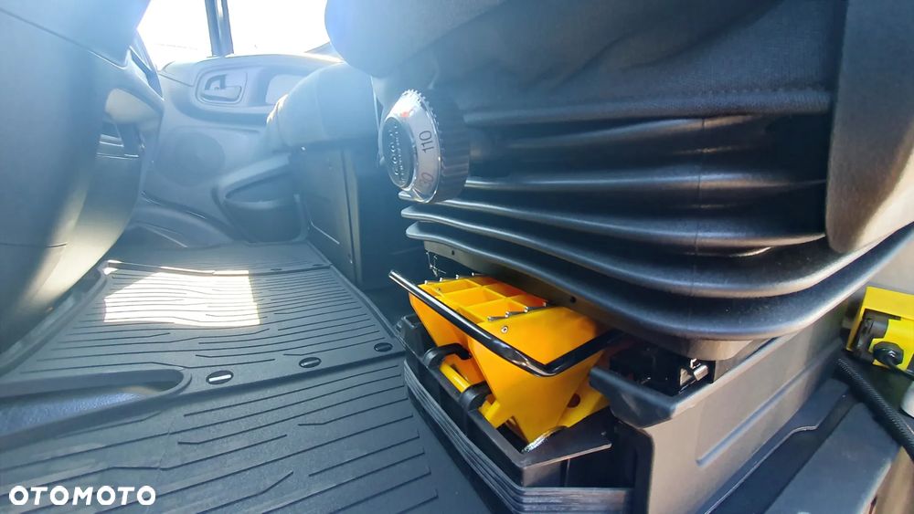 Iveco Daily 50C16 - 23