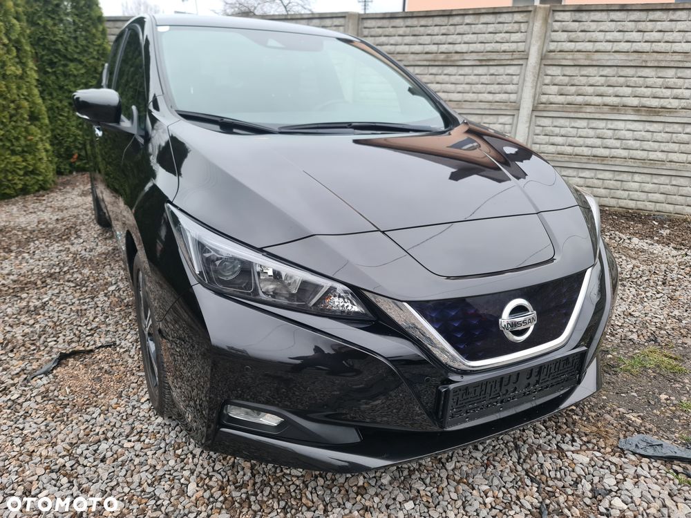 Nissan Leaf 40 kWh 2.ZERO Edition - 2