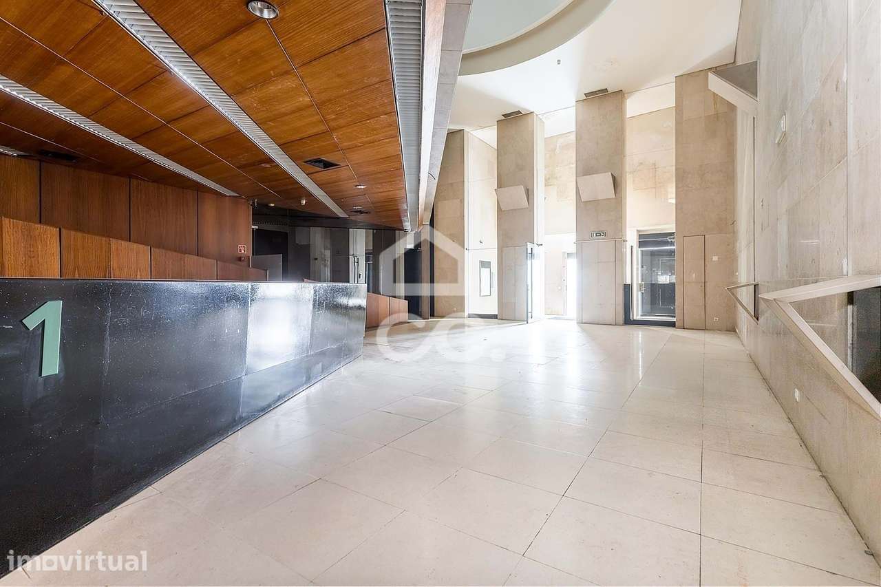 Edifício de Serviços de 336 m² c/ Dois Pisos | Cuba, Beja - Grande imagem: 3/26