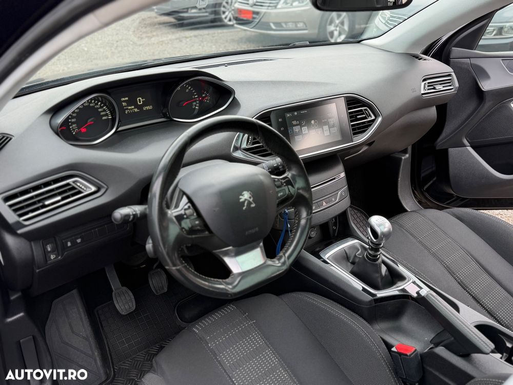 Peugeot 308 1.6HDi Premium - 7