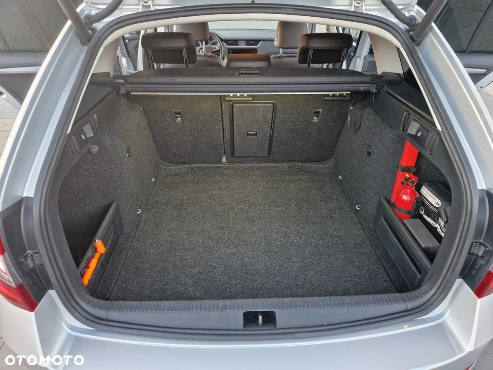 Skoda Octavia 1.6 TDI Style - 9