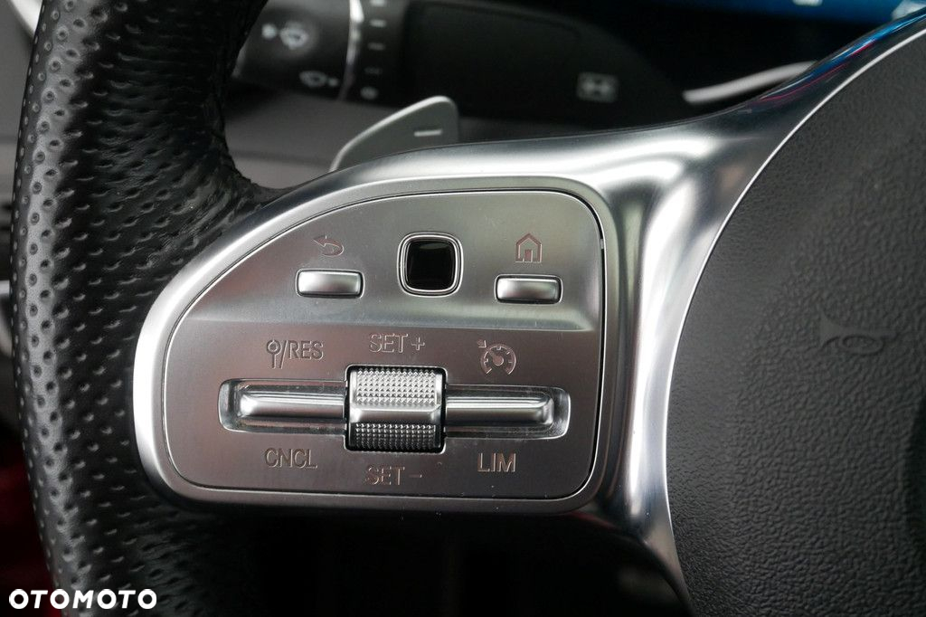Mercedes-Benz GLC - 30