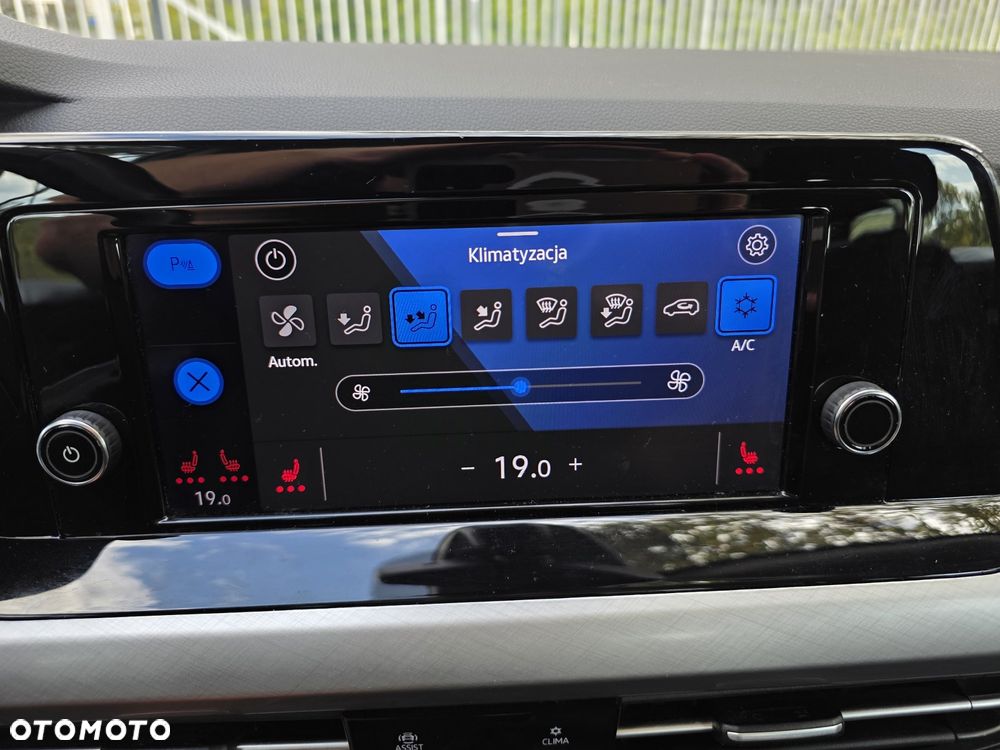 Volkswagen Golf 2.0 TDI Life - 14