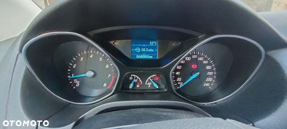 Ford Focus 1.6 Ambiente - 12