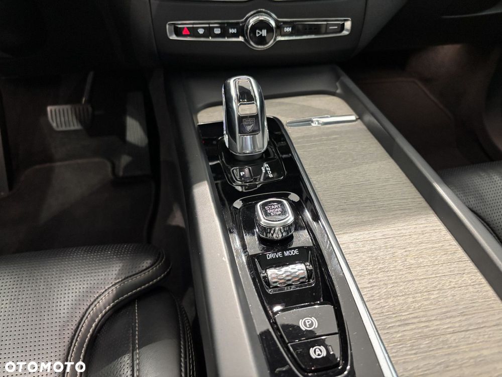 Volvo XC 60 - 20