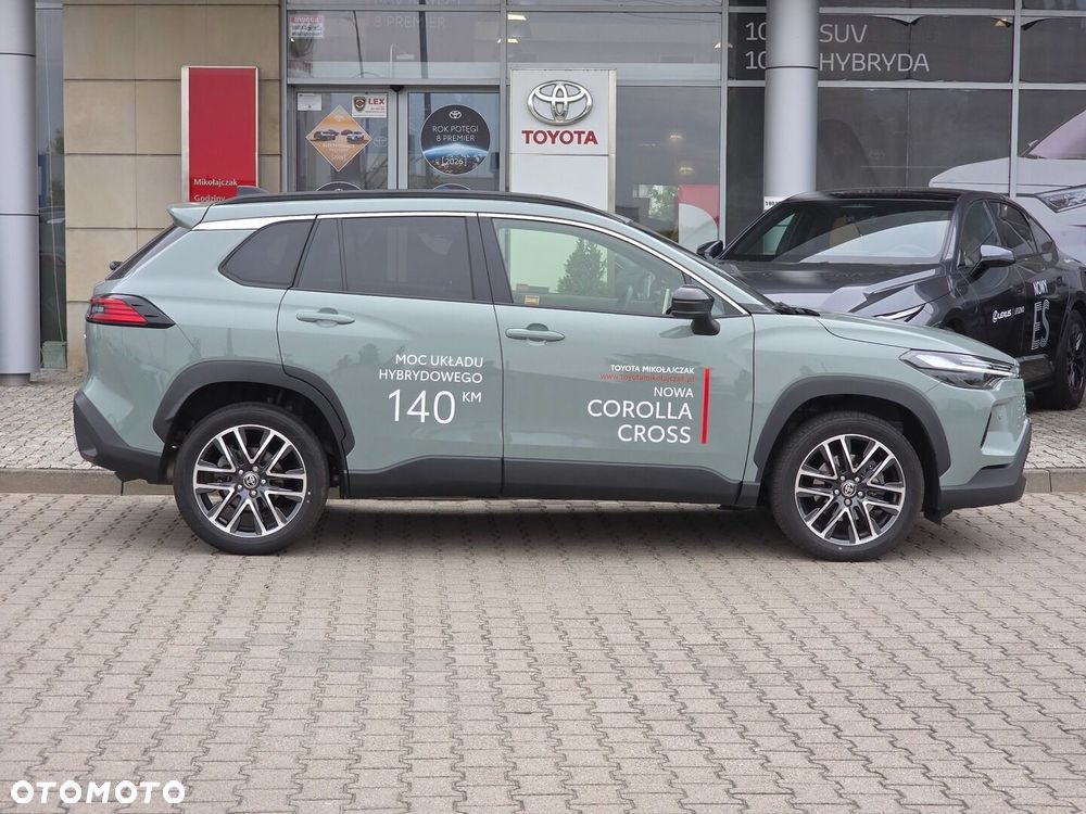 Toyota Corolla Cross - 8