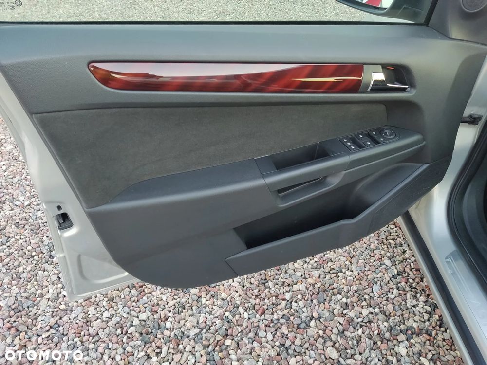 Opel Astra 1.6 Elegance Easytronic - 11