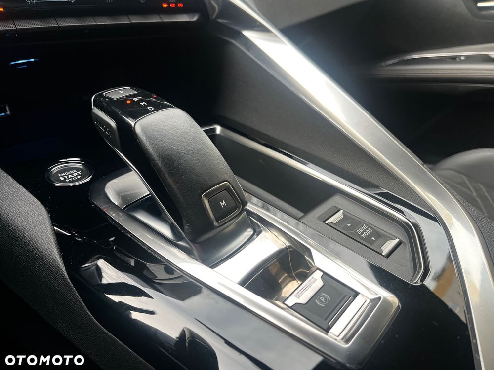 Peugeot 5008 PureTech 180 EAT8 Stop & Start GT Pack - 30