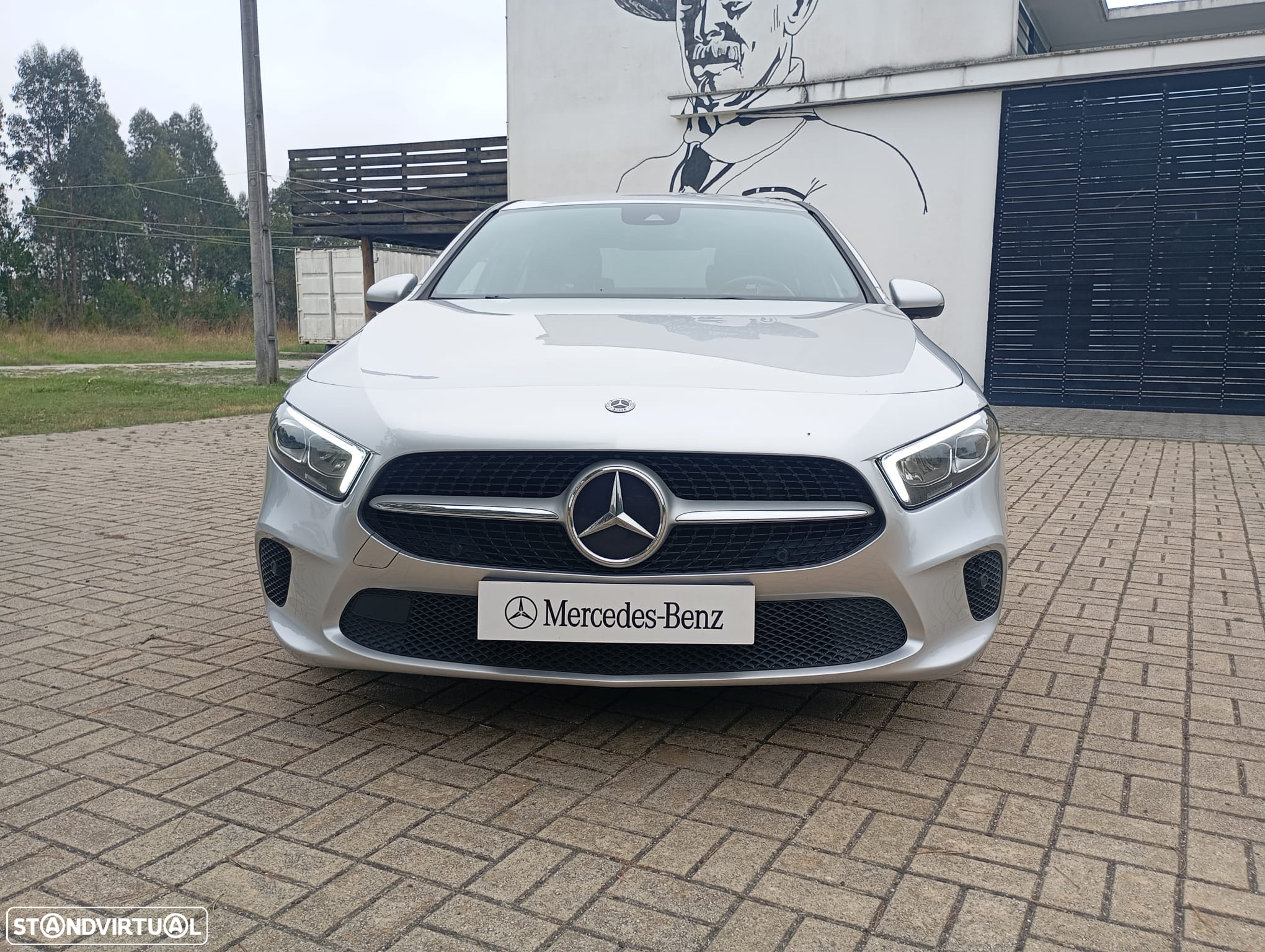 Mercedes-Benz A 180 Limousine d Progressive Aut. - 4