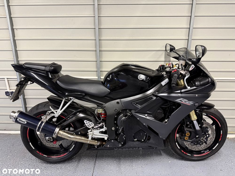 Yamaha R6 - 3