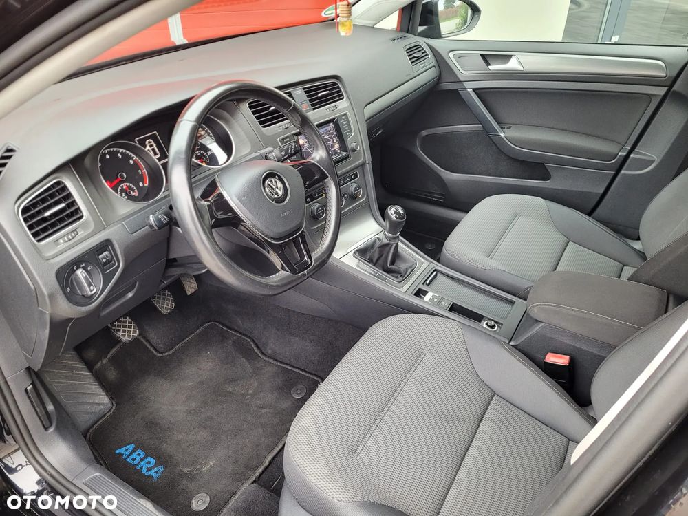 Volkswagen Golf 1.2 TSI BMT Trendline - 25