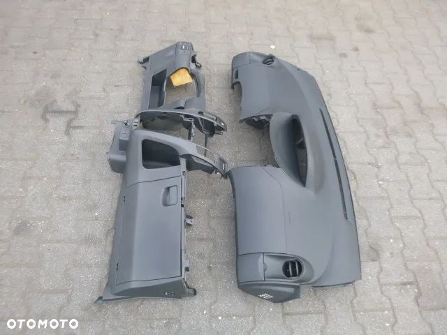 DESKA ROZDZIELCZA KONSOLA TOYOTA YARIS II 06-09T - 3